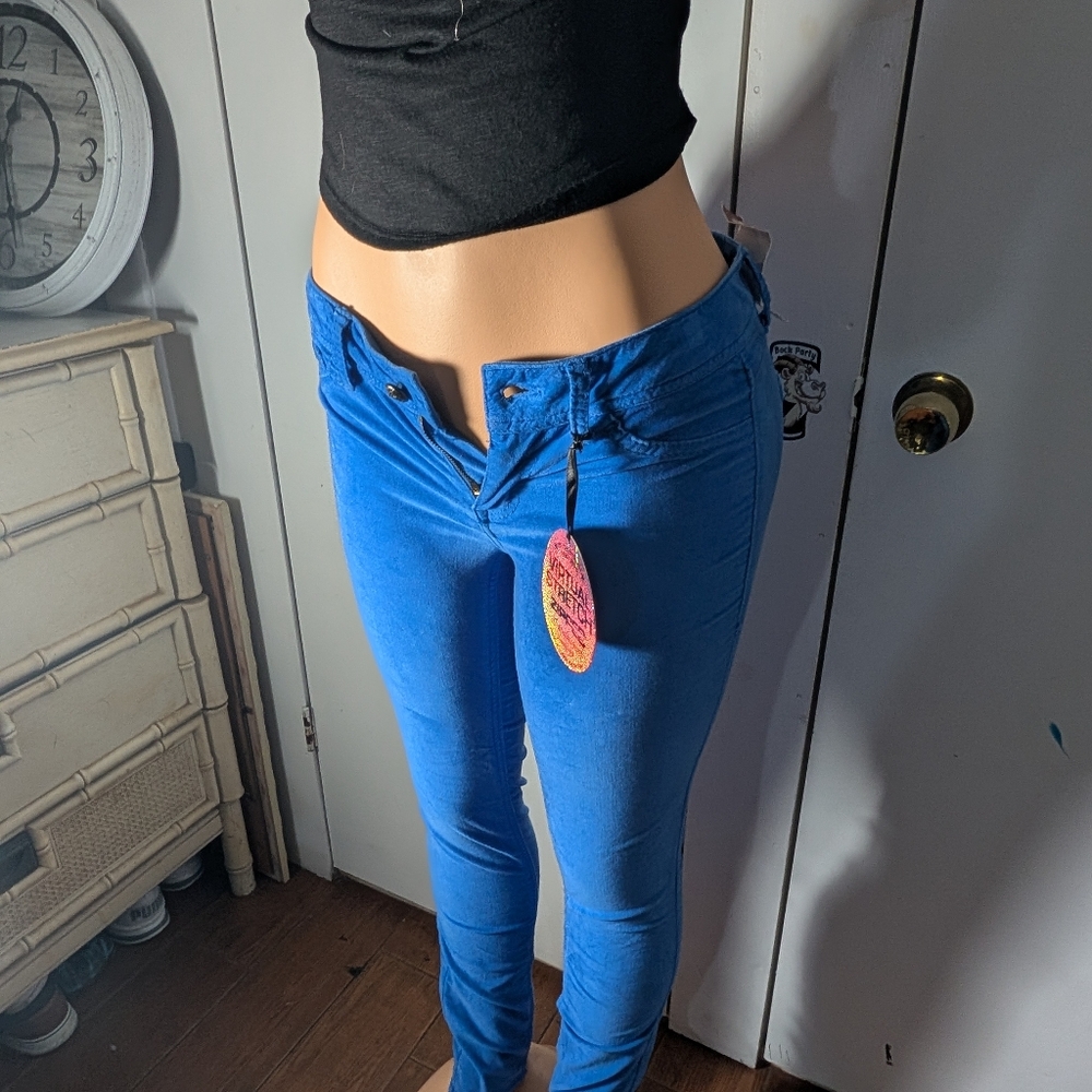 Fragile blue 98% cotton skinny jeans Size 3
